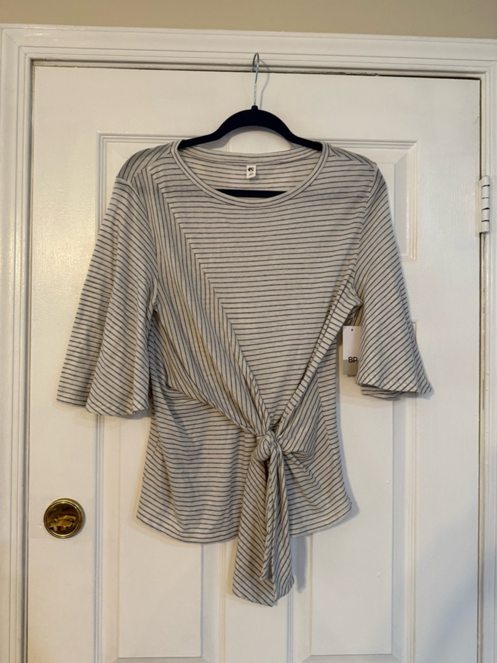 bp Striped Tie-Front Long Sleeve Top in Light Gray and White